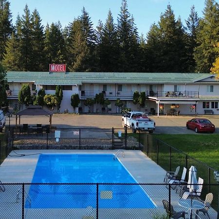 Clearwater Country Inn Екстер'єр фото